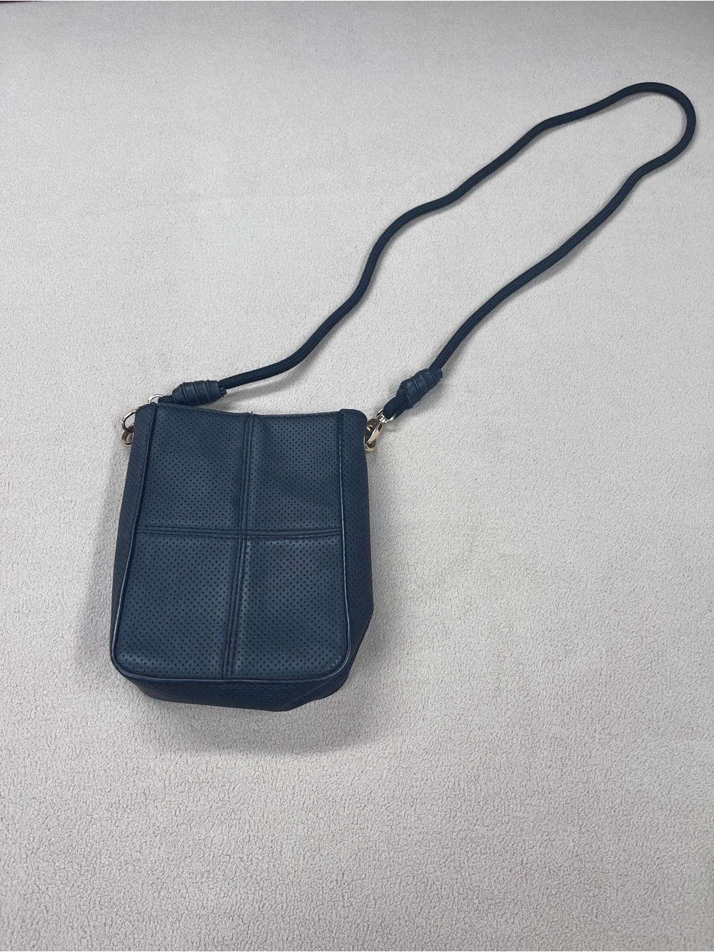 Universal Thread black Crossbody Bag